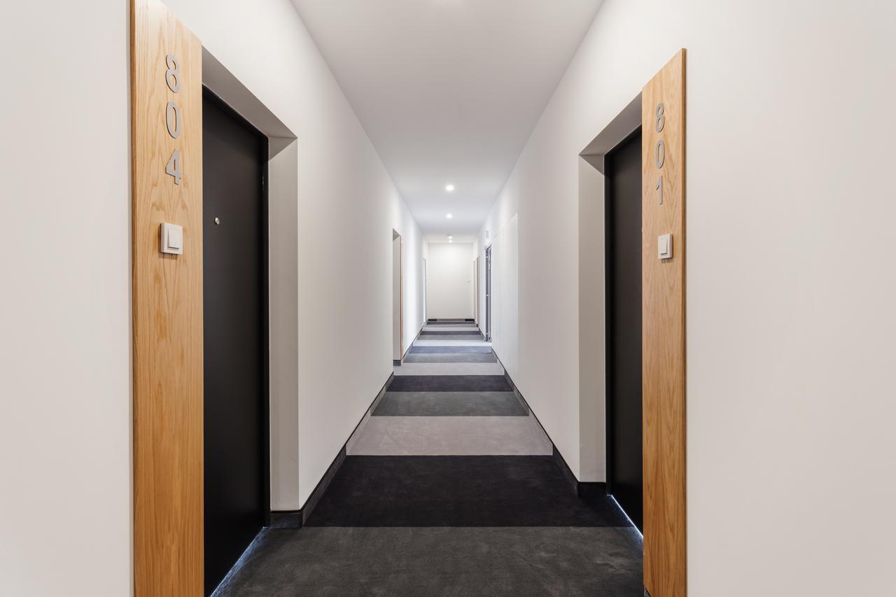 S6 By Platinum Residence Warszawa Exteriör bild